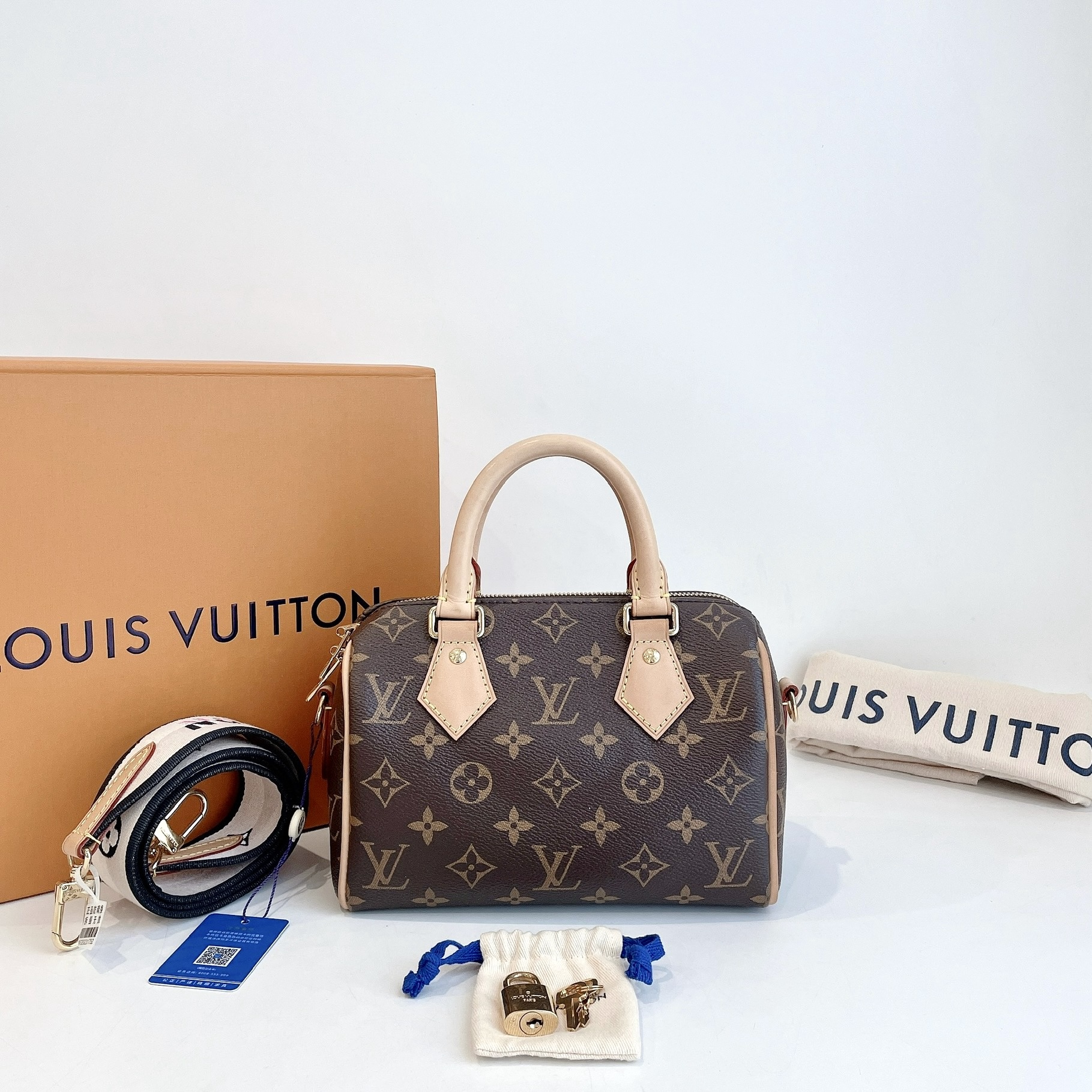 99新 LouisVuitton/路易威登 老花Speedy20黑肩带单肩包 芯片