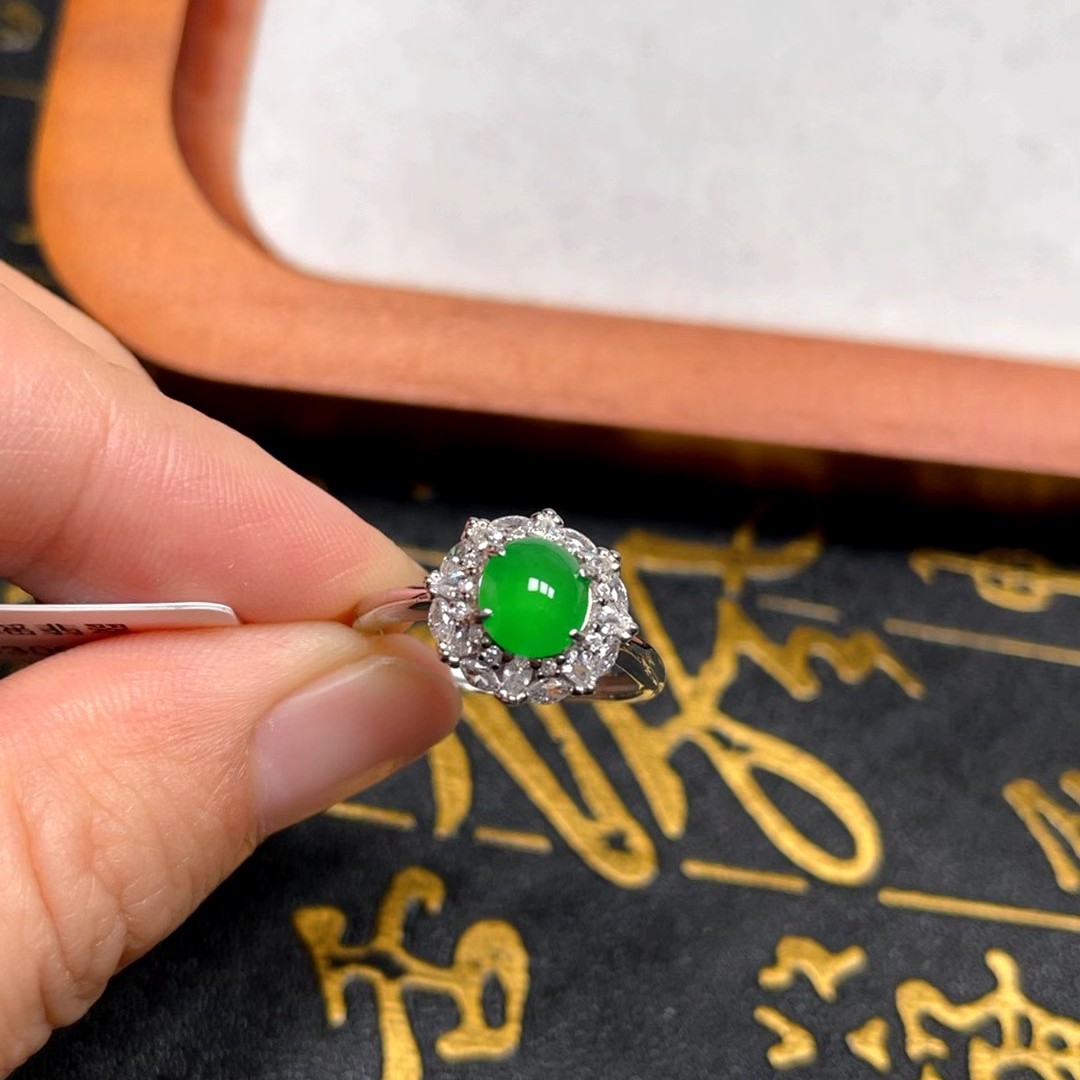 天然A货翡翠蛋面戒指925银镶嵌6763