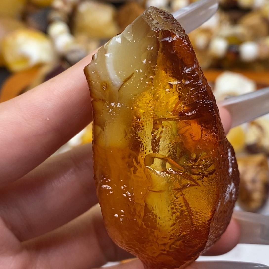 定制琥珀未镶嵌蜜蜡