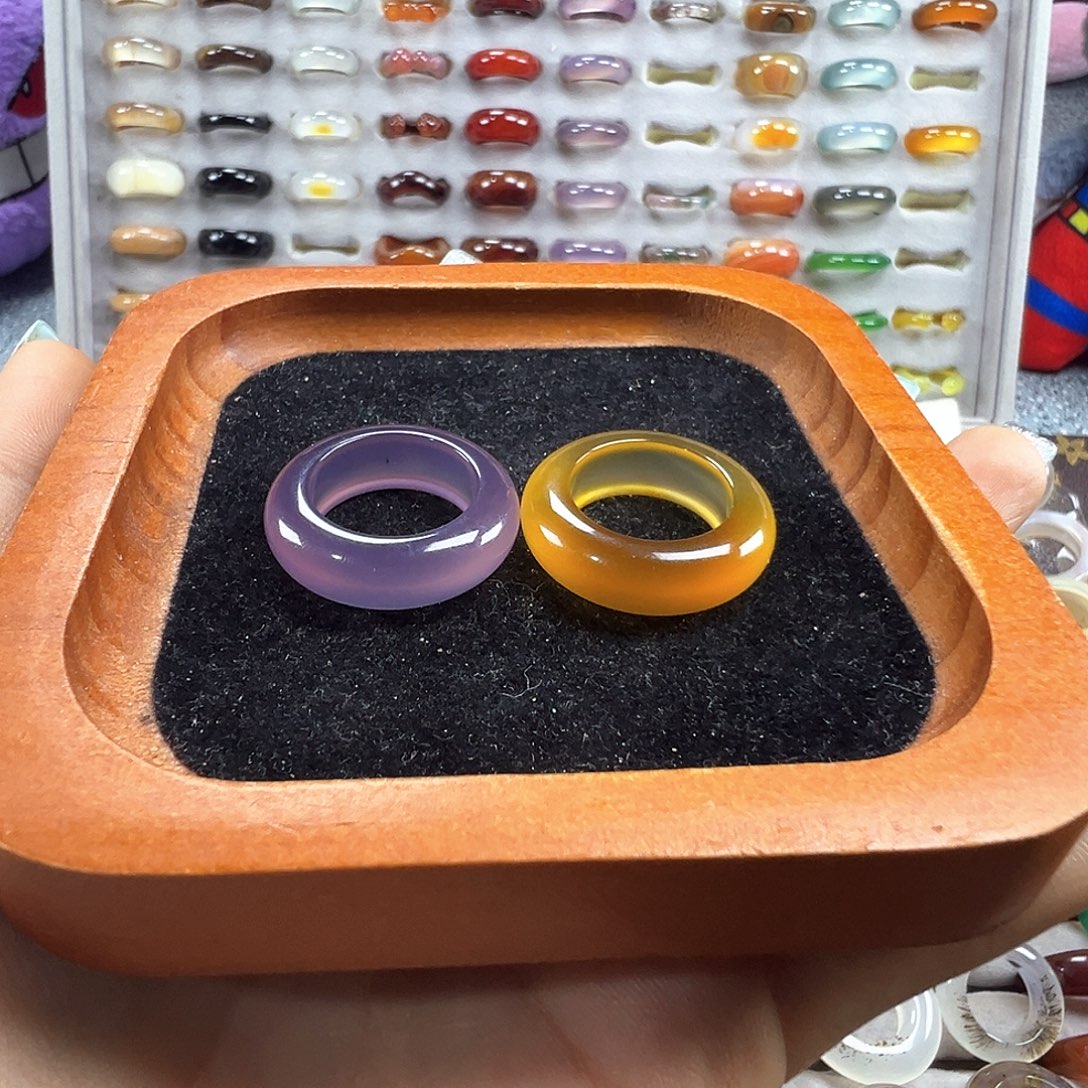 玛瑙/玉髓未镶嵌戒指A7不退换17.5港16两只