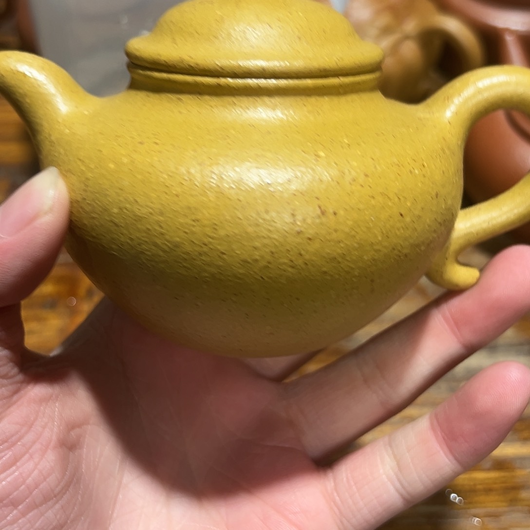 紫砂茶壶紫砂的味道很