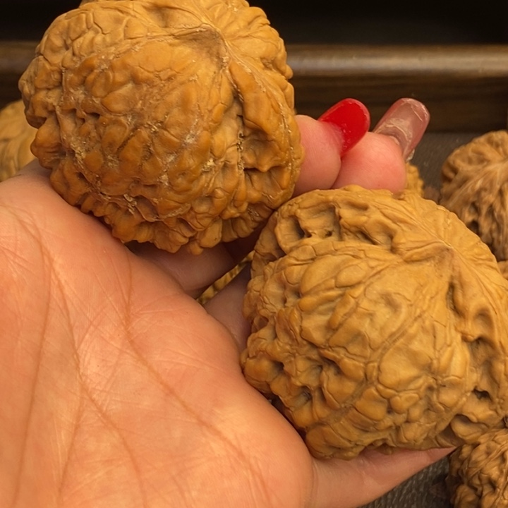 一***好文玩核桃吊坠龙鼎粉刺