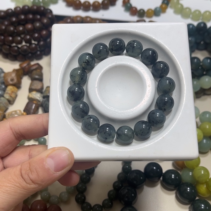 蛇纹石玉未镶嵌手链卡12