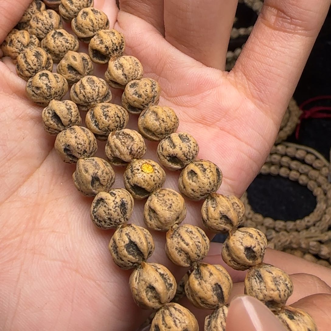 柏香籽/百香籽吊坠鑫**苑