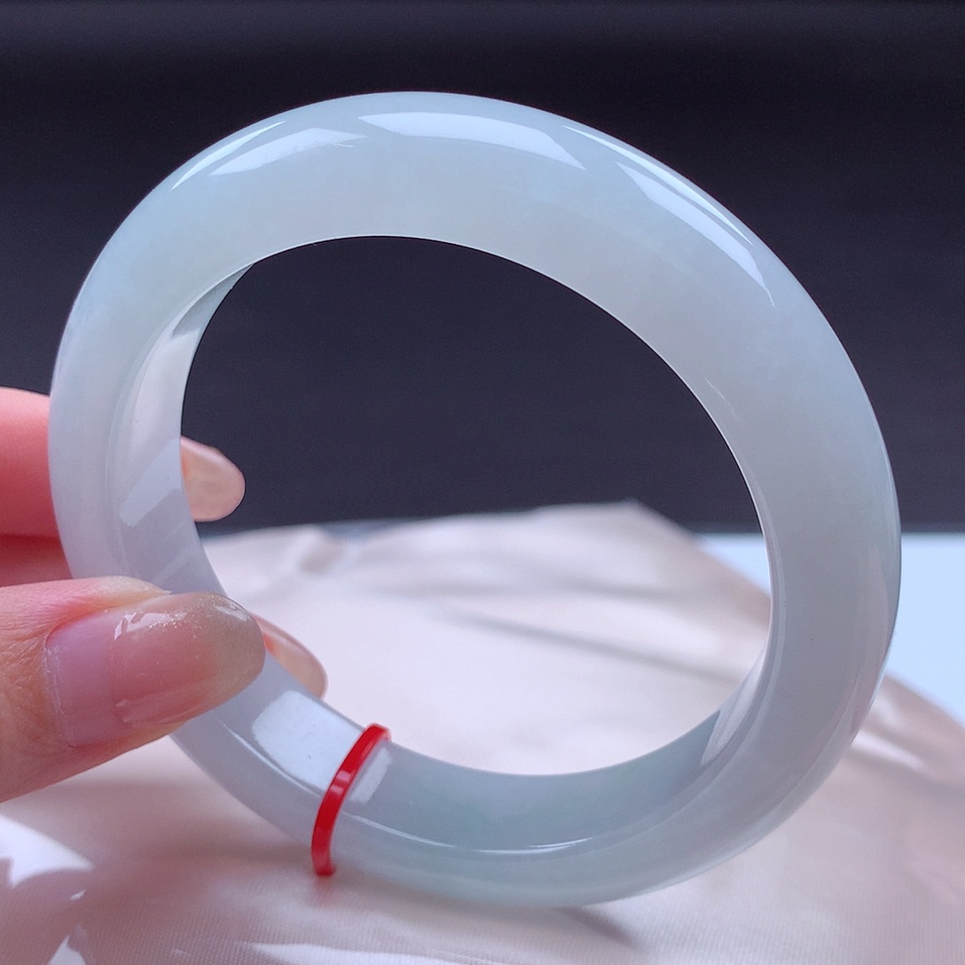 二***头翡翠未镶嵌手镯002084 手镯