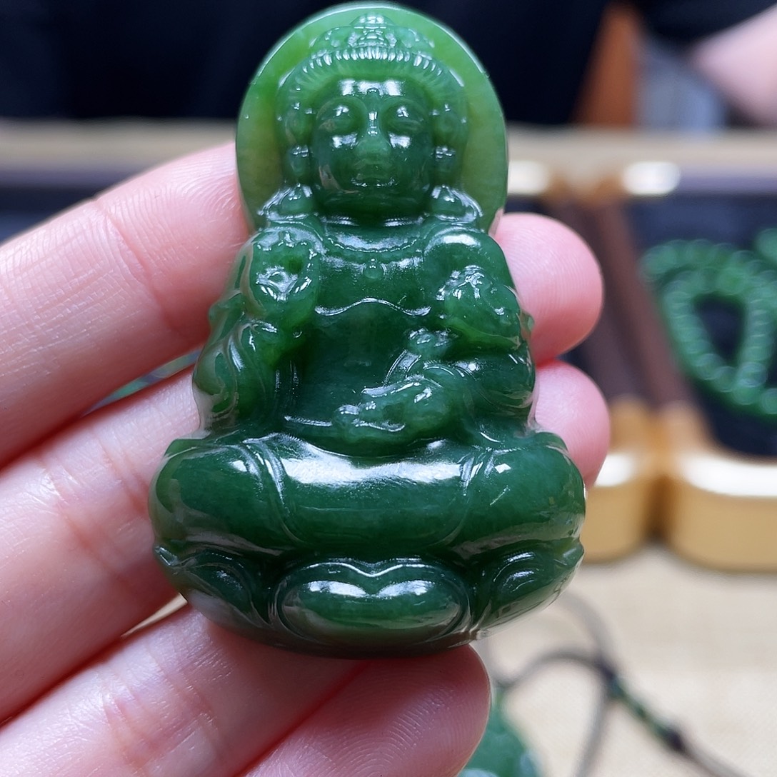 和田玉（碧玉）未镶嵌颈饰