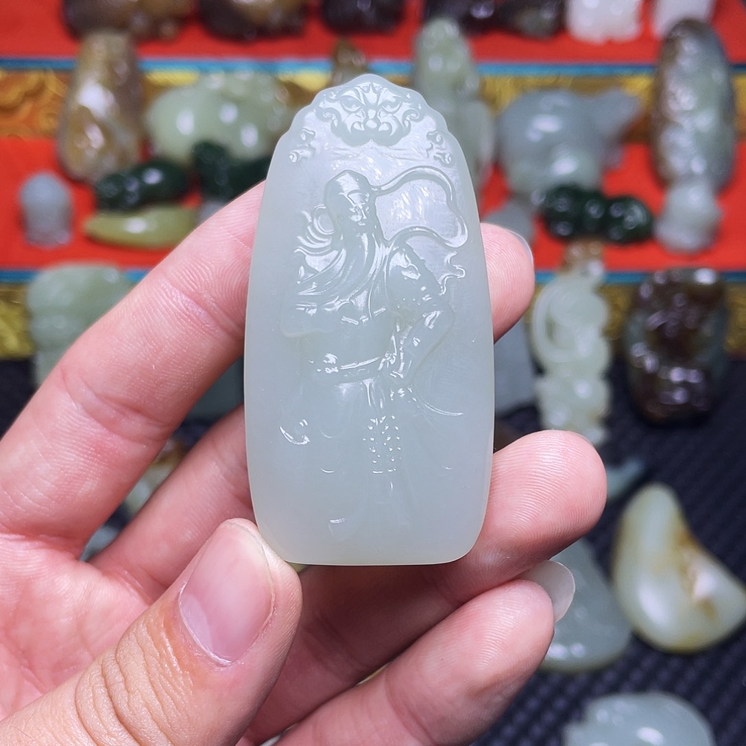 峰***哥和田玉未镶嵌颈饰