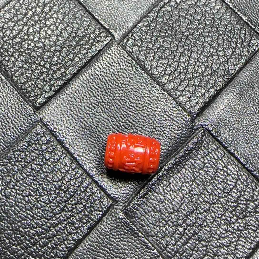 沙***莎南红玛瑙未镶嵌桶珠9mm