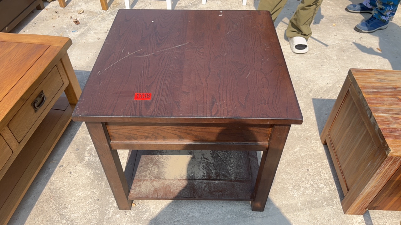 方桌橡木67×67瑕疵无售后孙1336