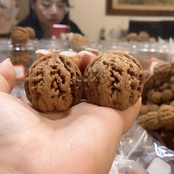 文玩核桃吊坠38大粗筋有修