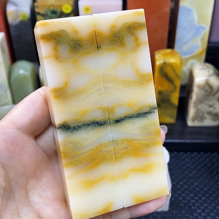 青田石印石云南石头