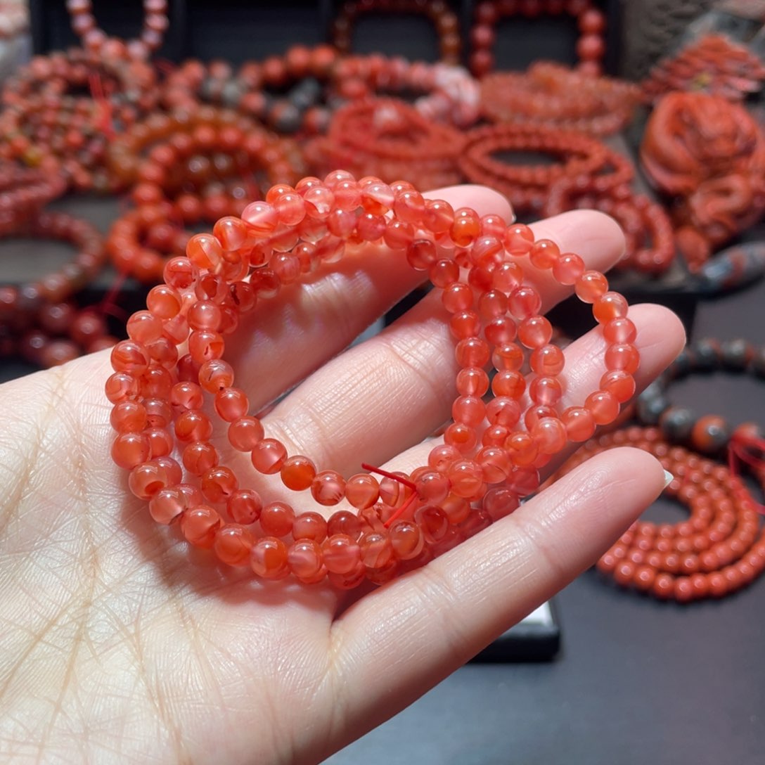 南红玛瑙手链未镶嵌