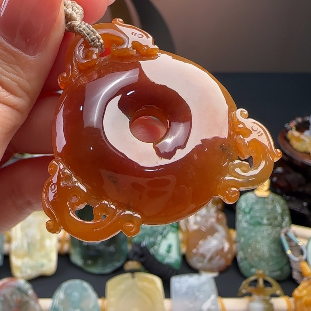 翡翠吊坠(不含链)未镶嵌