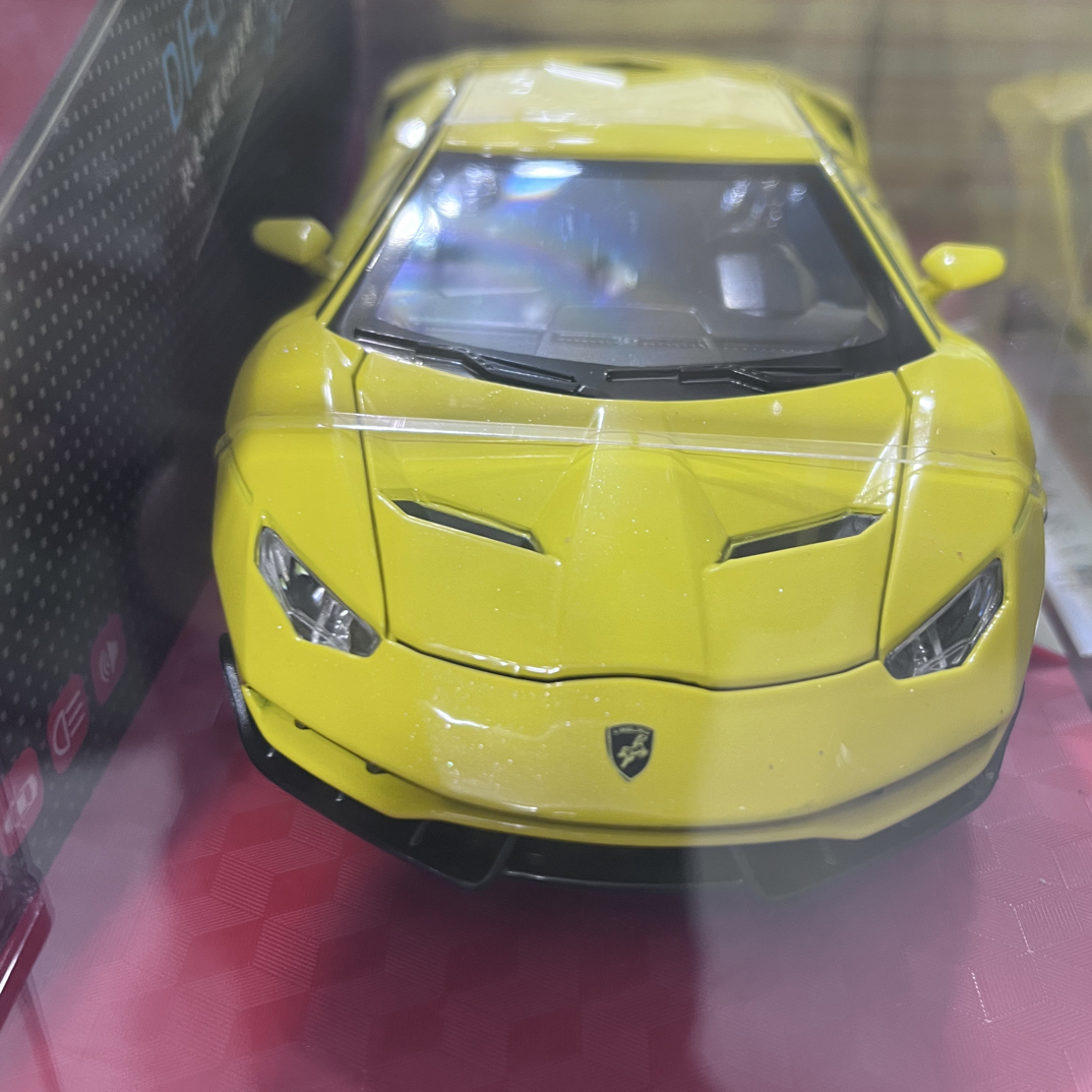 潮玩合金1:32真汽车模型声光回力可开门玩具跑车