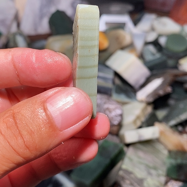 和田玉未镶嵌珠宝奇石