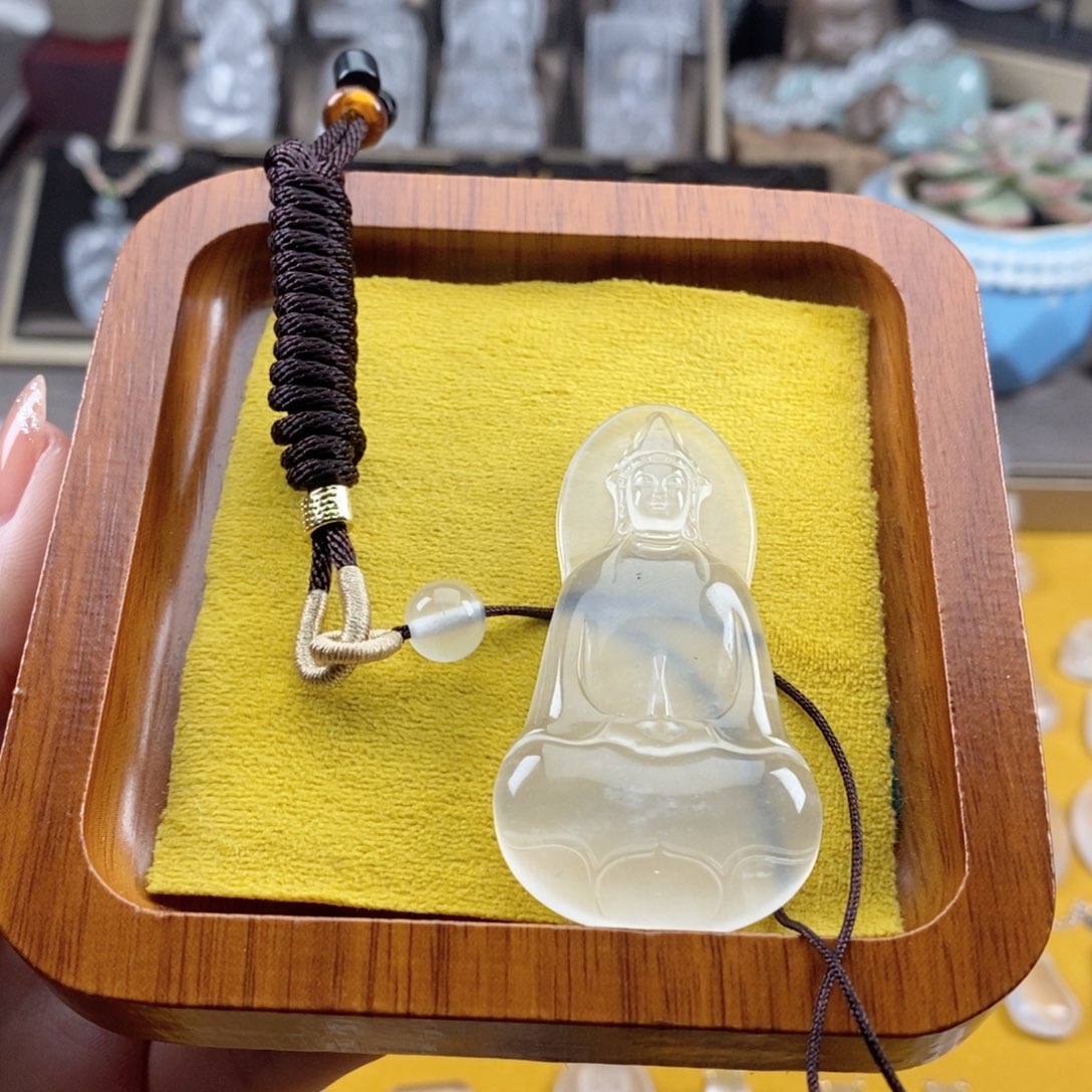 石英质玉天然玉石观音未镶嵌沐*