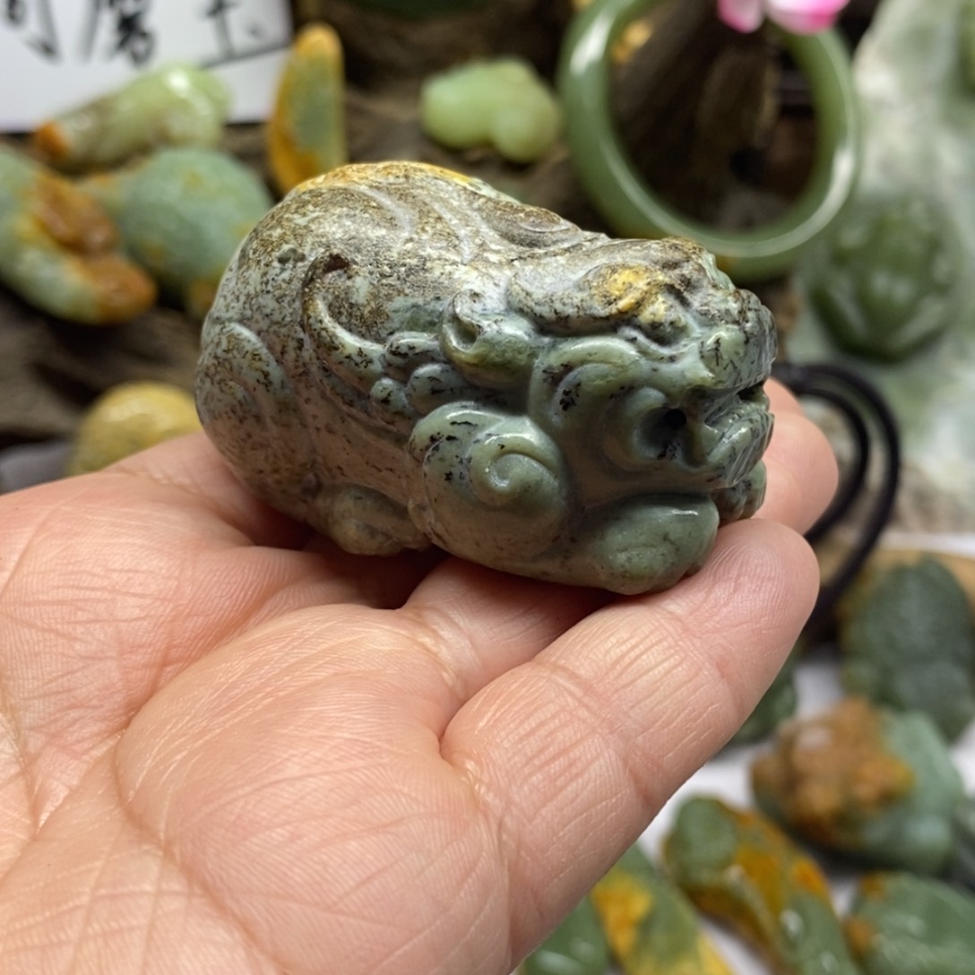和田玉和田玉。貔貅手把未镶嵌