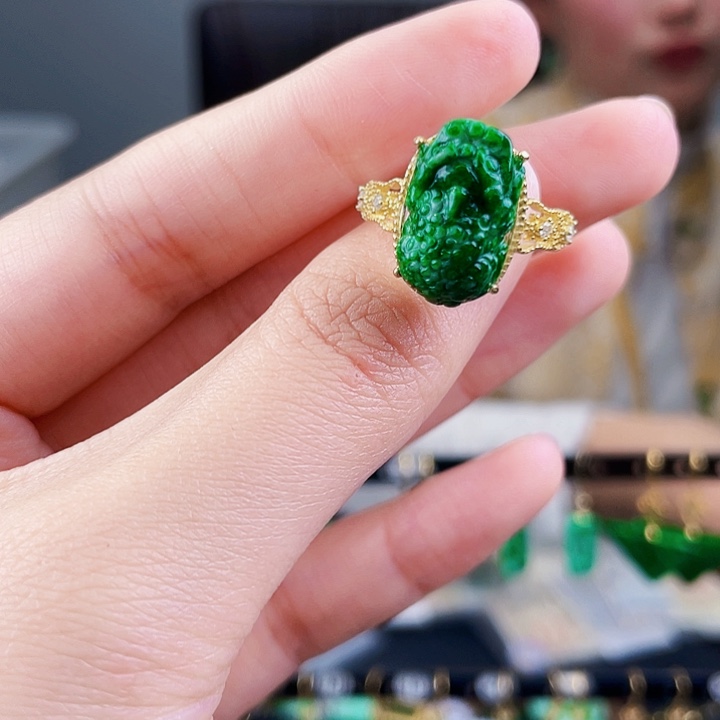 翡翠戒指银S925镶嵌饰品
