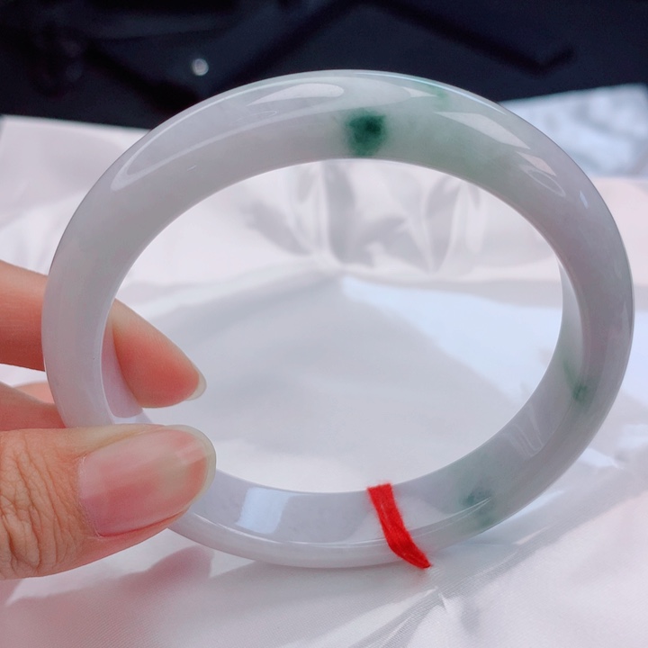 恋***末翡翠未镶嵌手镯63圈