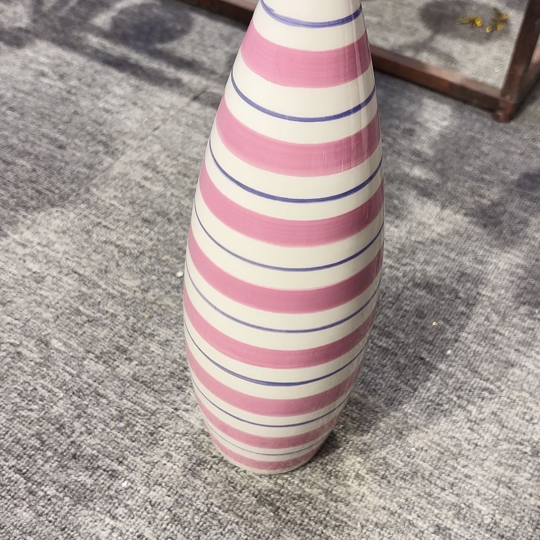 酱**品陶瓷艺术设计中心