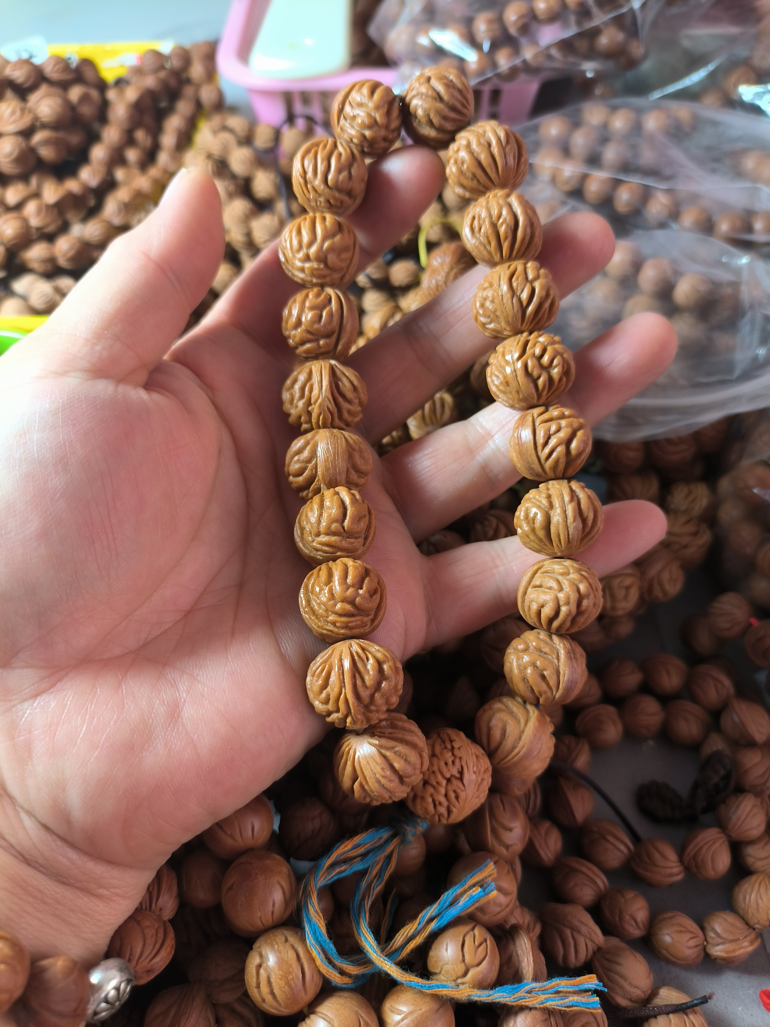 秦岭龙纹桃核小金豆，尺寸16手串