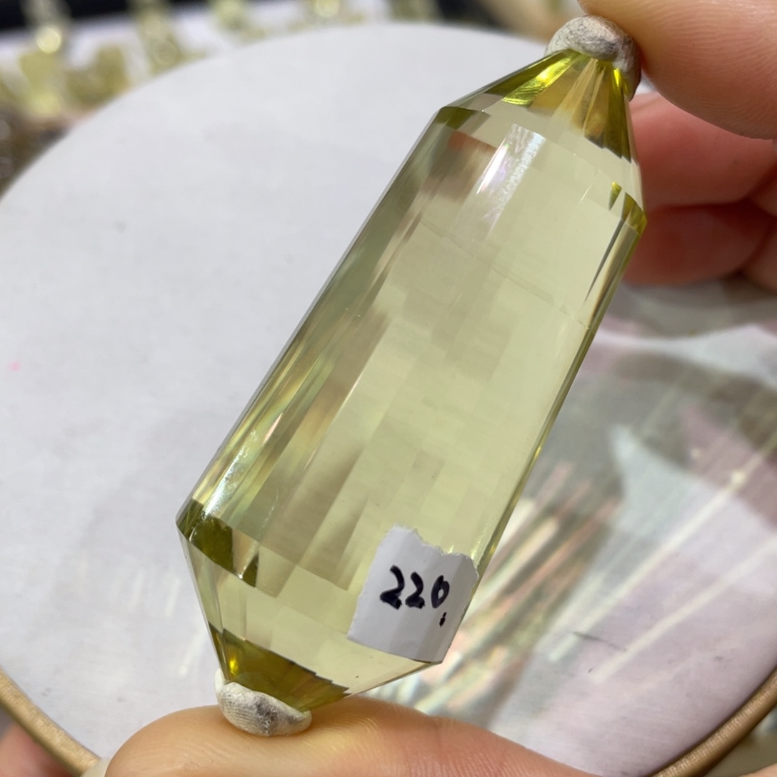 水晶摆件沃格尔未镶嵌