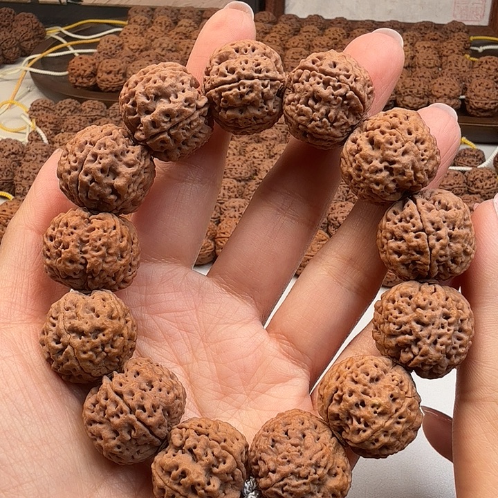 S***n金刚菩提手串爆肉蜂王23