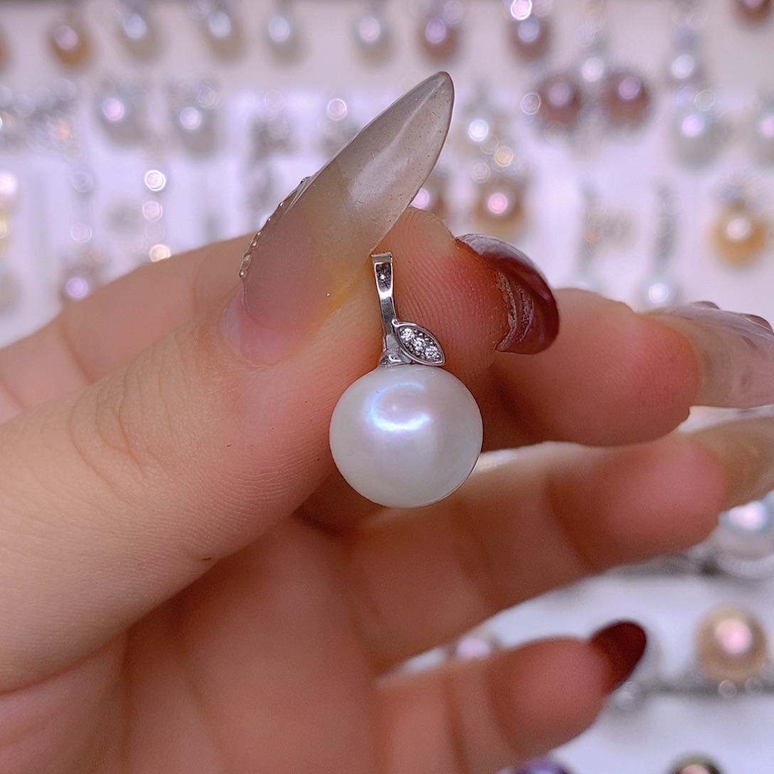 银S925镶嵌淡水珍珠颈饰