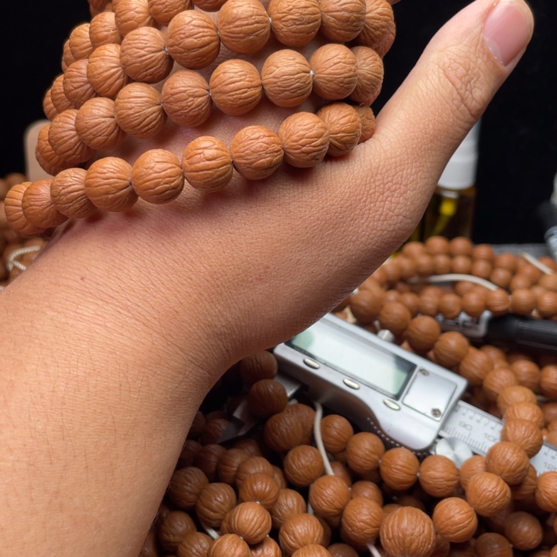 猴头核桃吊坠凤羽12