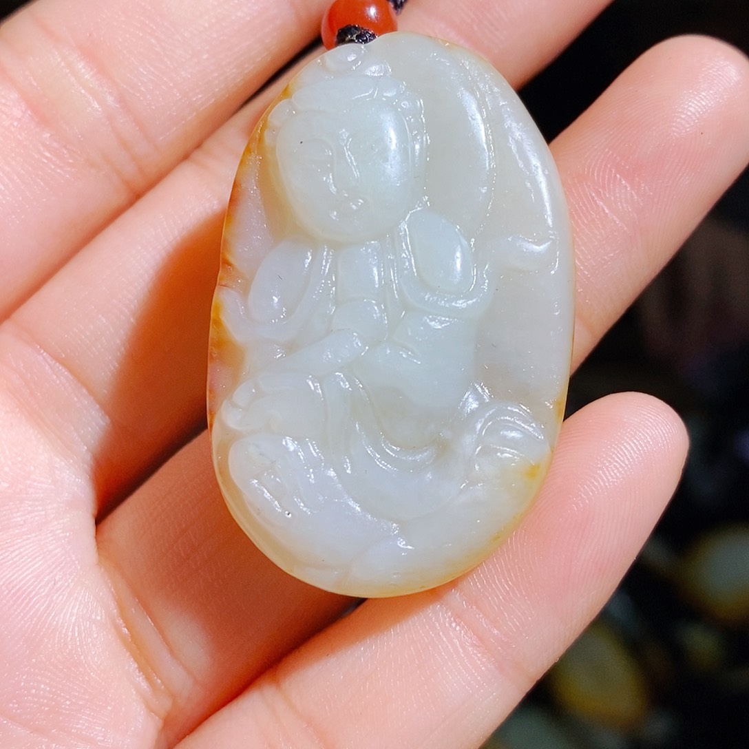 和田玉颈饰未镶嵌