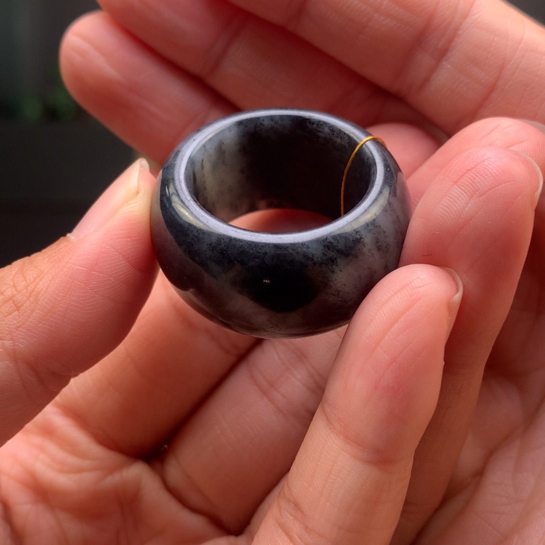 和田玉戒指未镶嵌