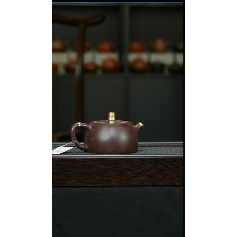 D0797宜兴紫砂汉铎壶170cc