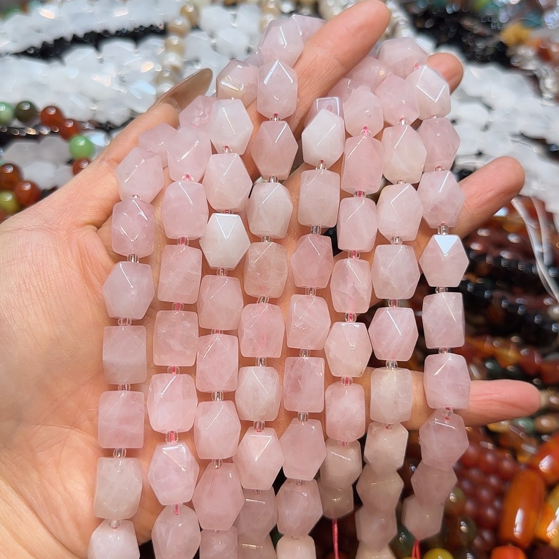 玛瑙/玉髓未镶嵌珠宝半成品10✖️14mm粉晶长八棱一条