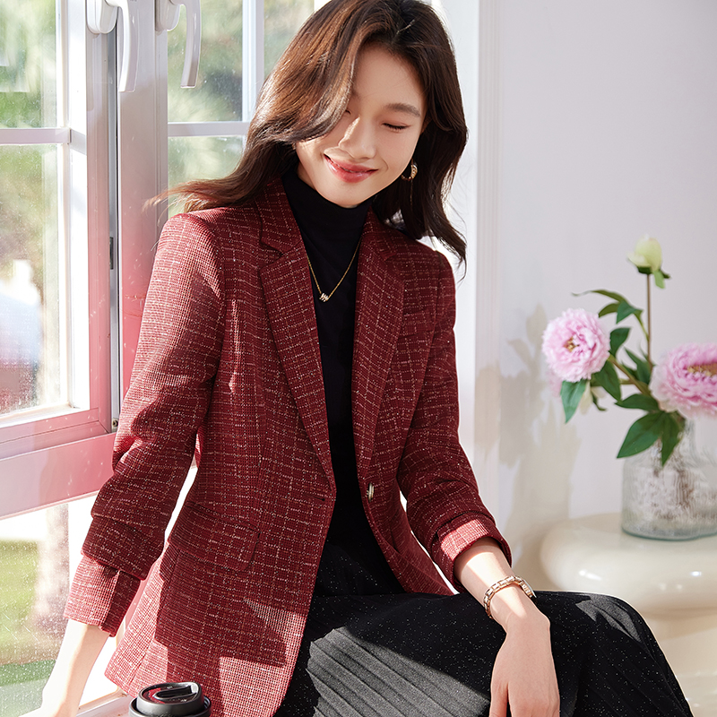 休闲格子小西装外套女秋冬2025年新款小香风气质修身厚款西服上衣
