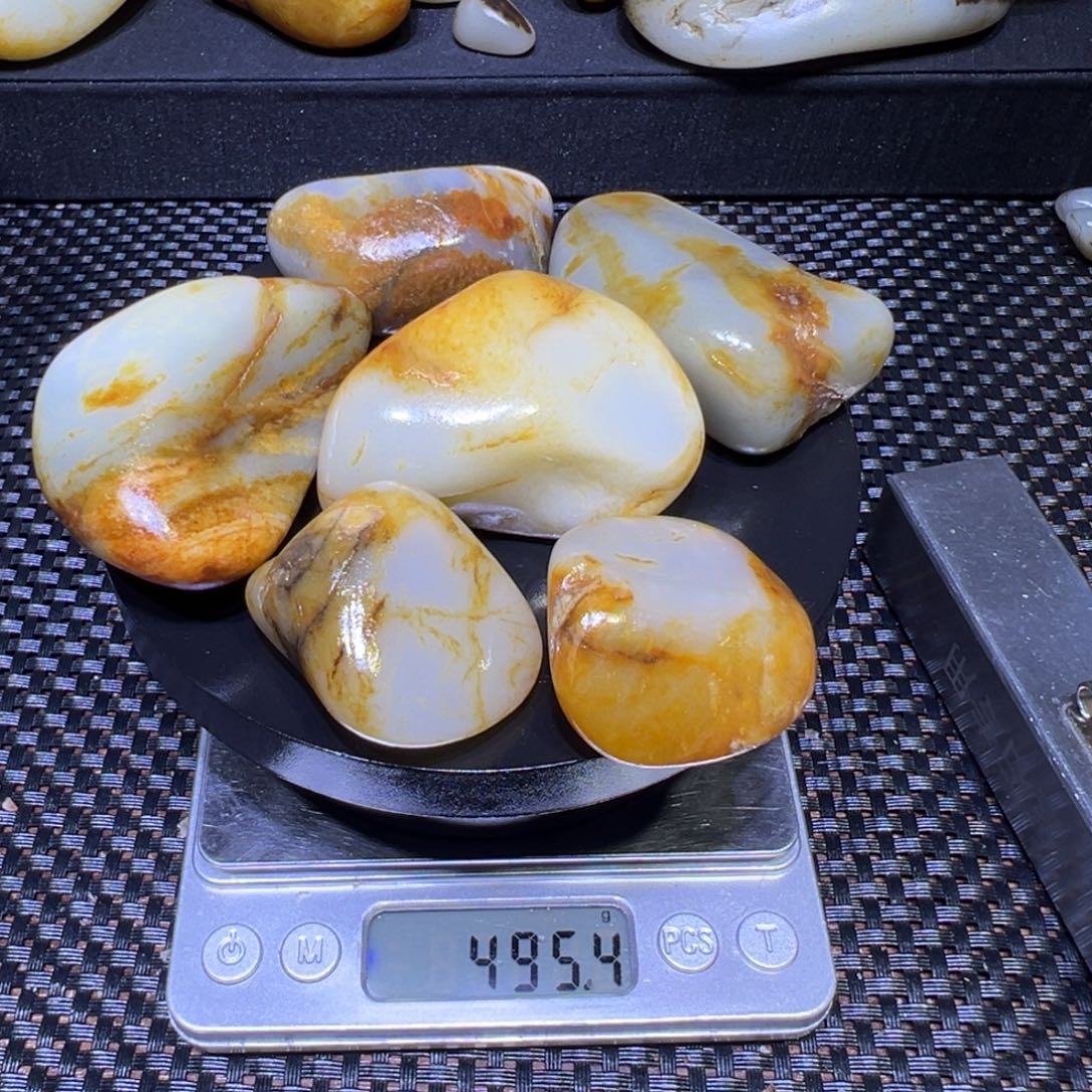 和田玉（子料）未镶嵌吊坠(不含链)495克