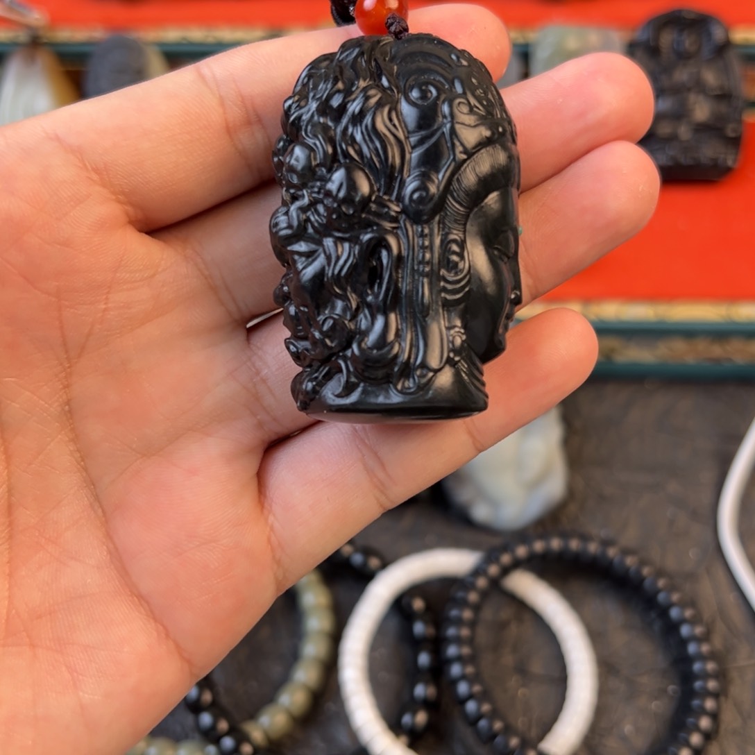 和田玉颈饰未镶嵌报****.