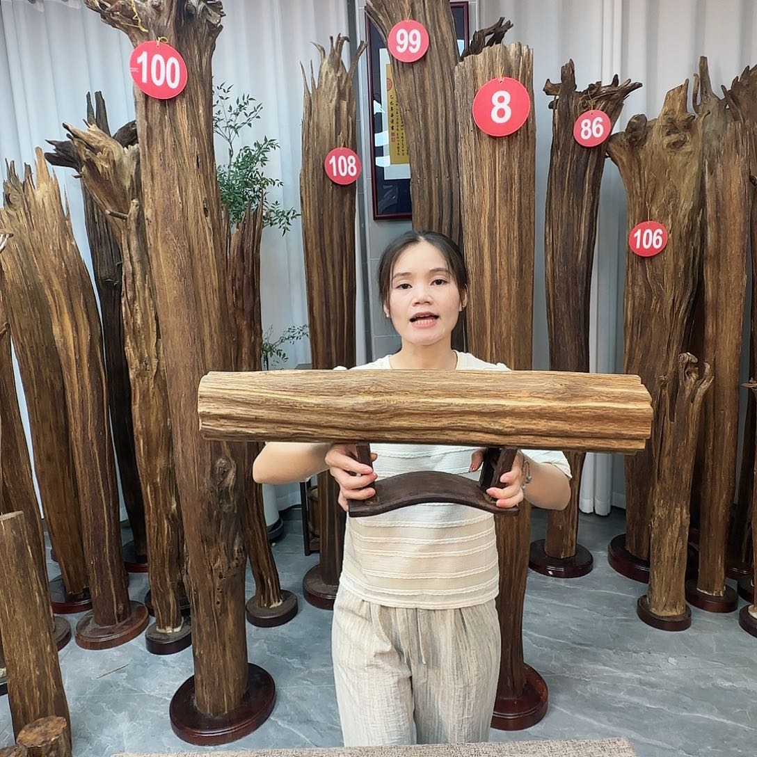 沉香碎屑沉香沉香原料摆件沉香原料摆件