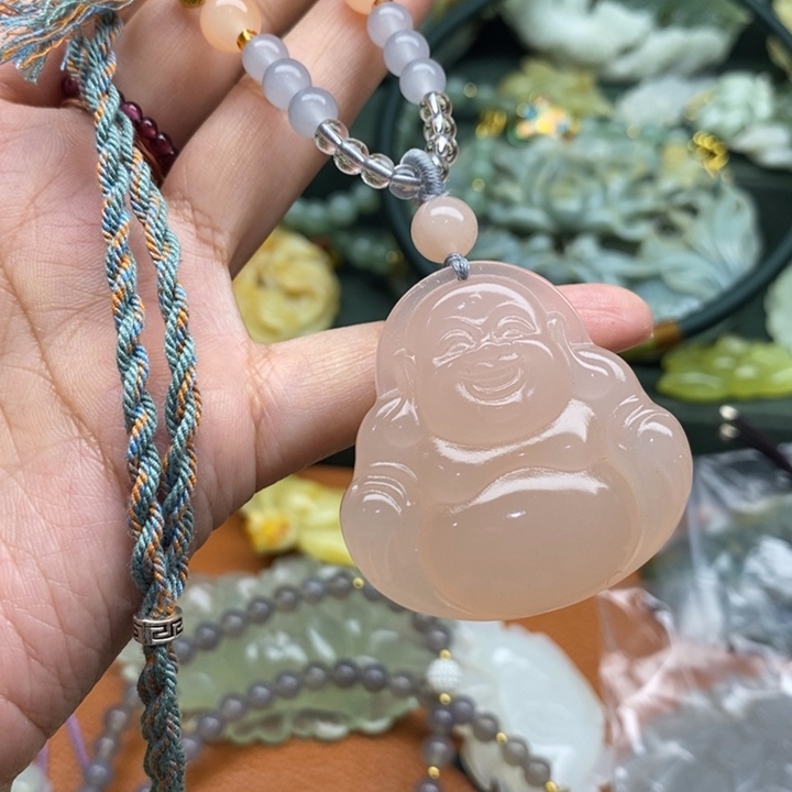 蛇纹石玉未镶嵌吊坠