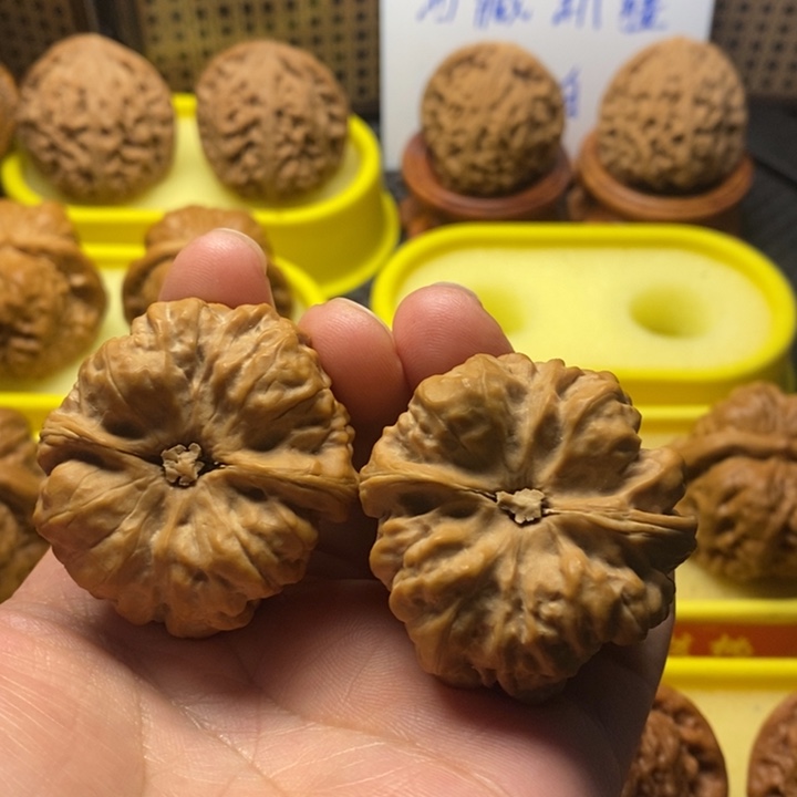 吊坠桃核蛤蟆头40。。。。。。。。