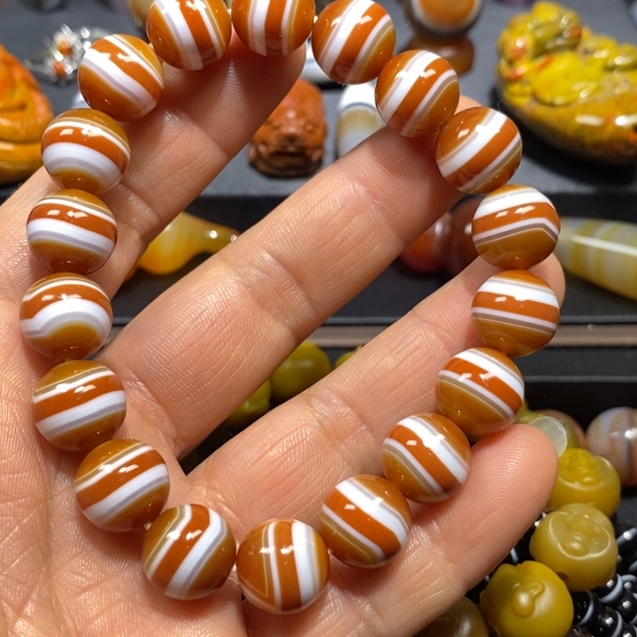 校***尉玛瑙/玉髓未镶嵌挂件