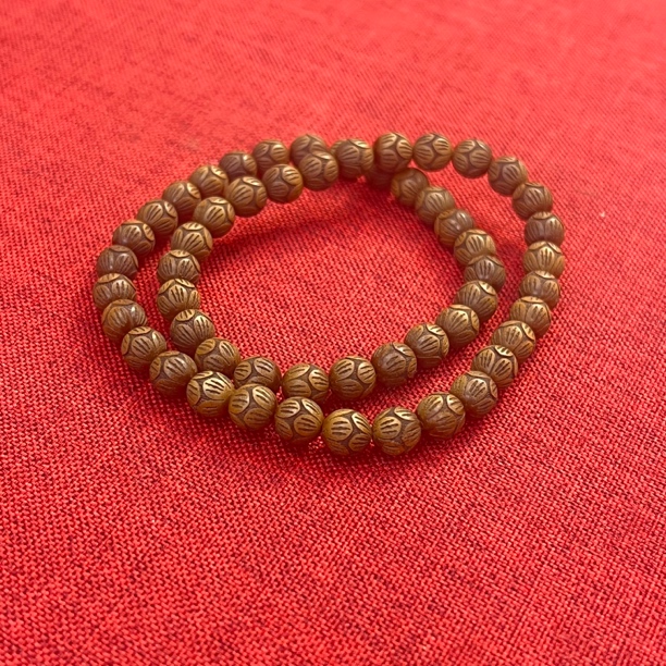 0010 印度老山檀黑肉0.6莲花双圈成品手串