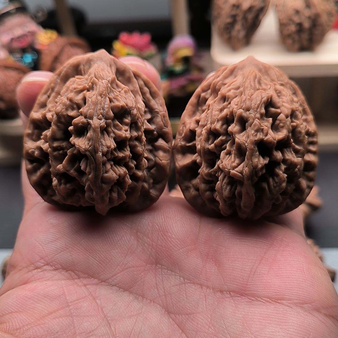 文玩核桃吊坠老树高桩麦穗虎头41尺46高