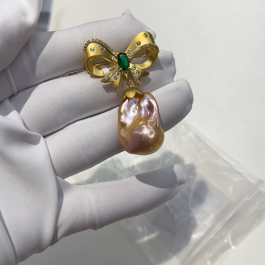 淡水珍珠耳饰合金