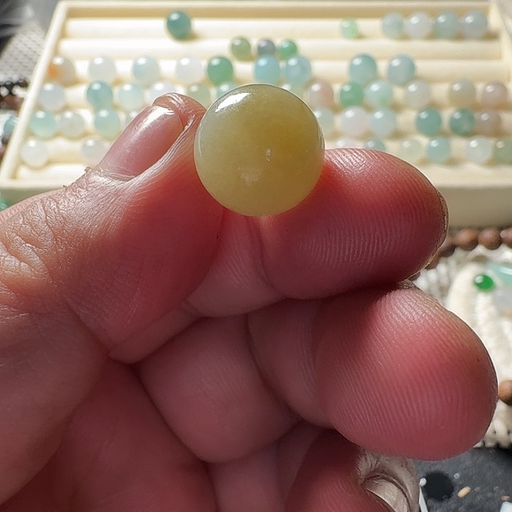 翡翠未镶嵌颈饰14.5黄珠