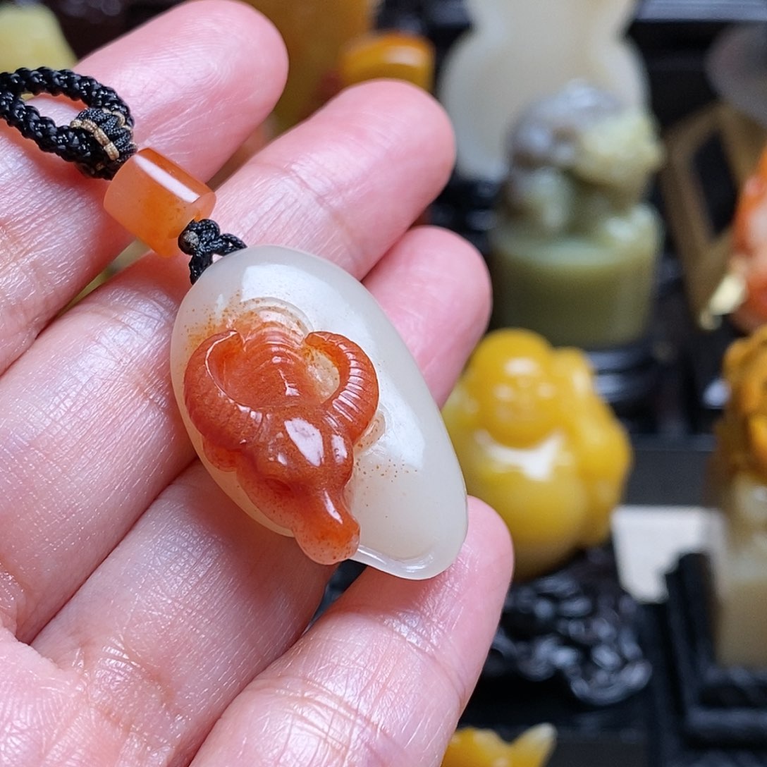 寿山石派****k结晶桃花芙蓉石111