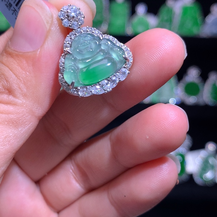 【闪购商品】颈饰银S925镶嵌翡翠天然翡翠