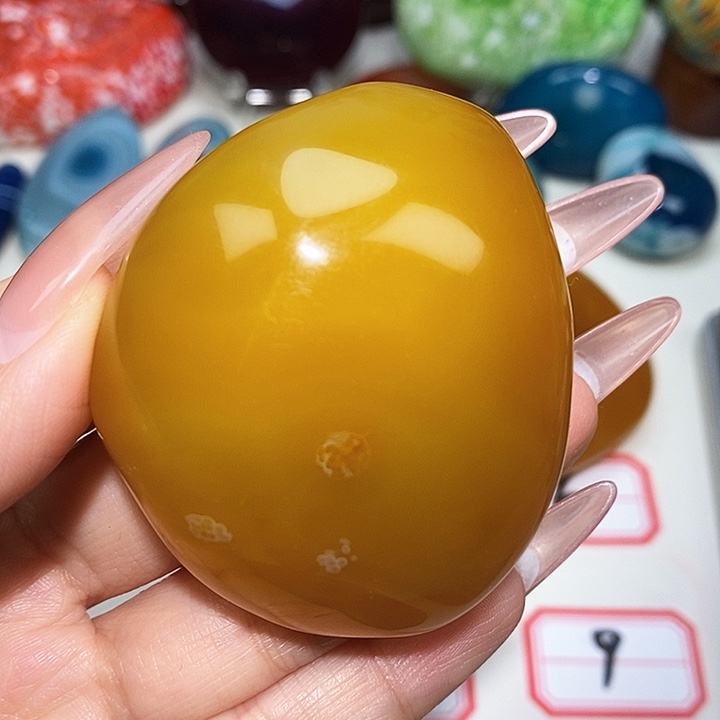 未镶嵌玛瑙/玉髓珠宝奇石黄****士