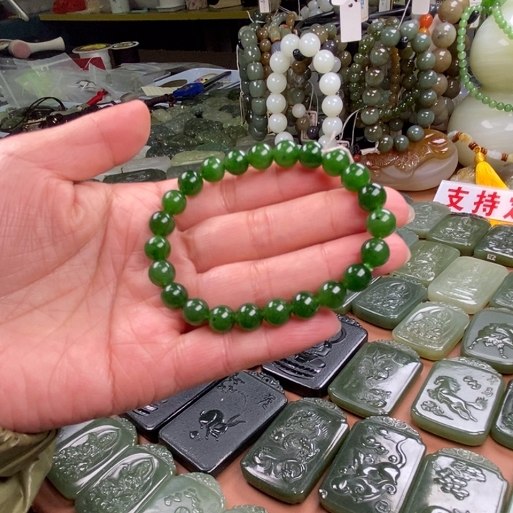 和田玉（碧玉）未镶嵌手链