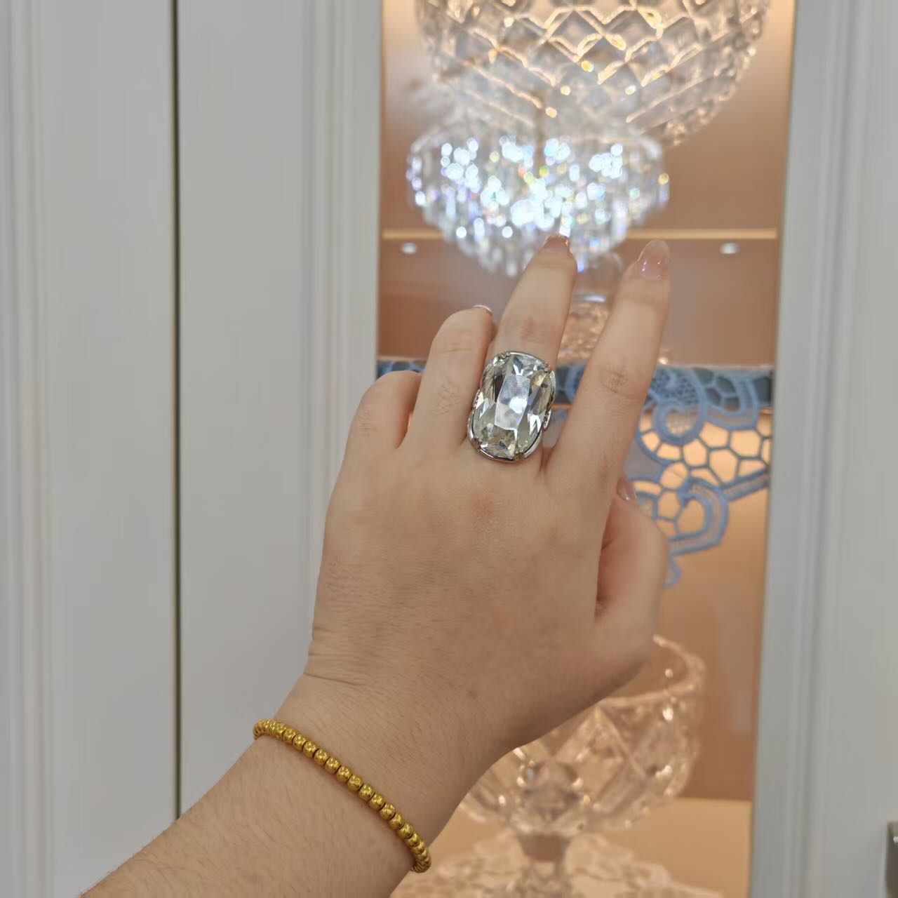 合金戒指 诗美恋气质白色轻奢时尚女士经典中古满钻