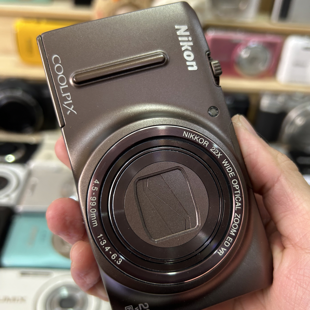 9新 Nikon/尼康 尼康S9500 一机难求 1800w像素22倍光学变 高端机